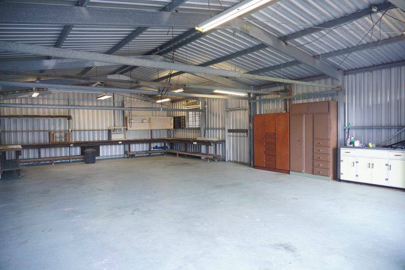 garage floor epoxy in Iowa City, Iowa